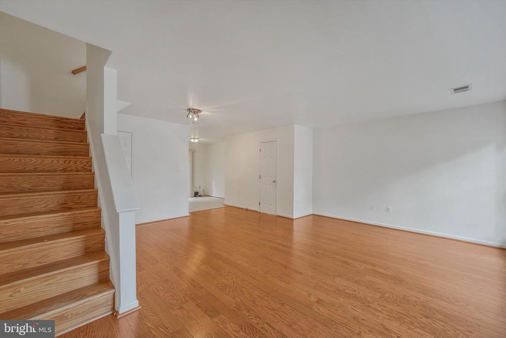 14844 EDMAN CIRCLE
