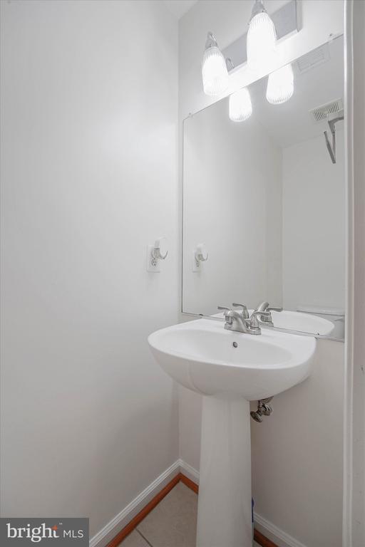 14844 EDMAN CIRCLE