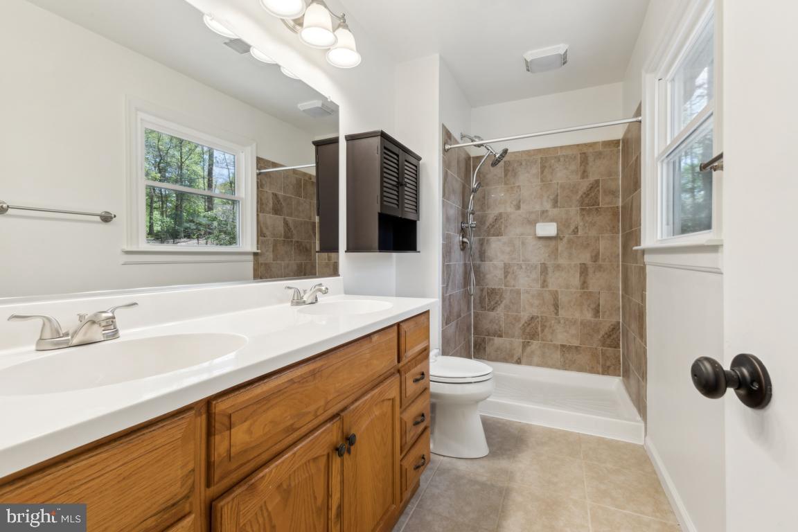 12320 Running Deer Rd