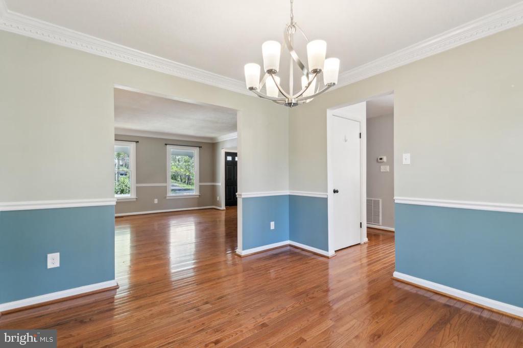 12320 Running Deer Rd