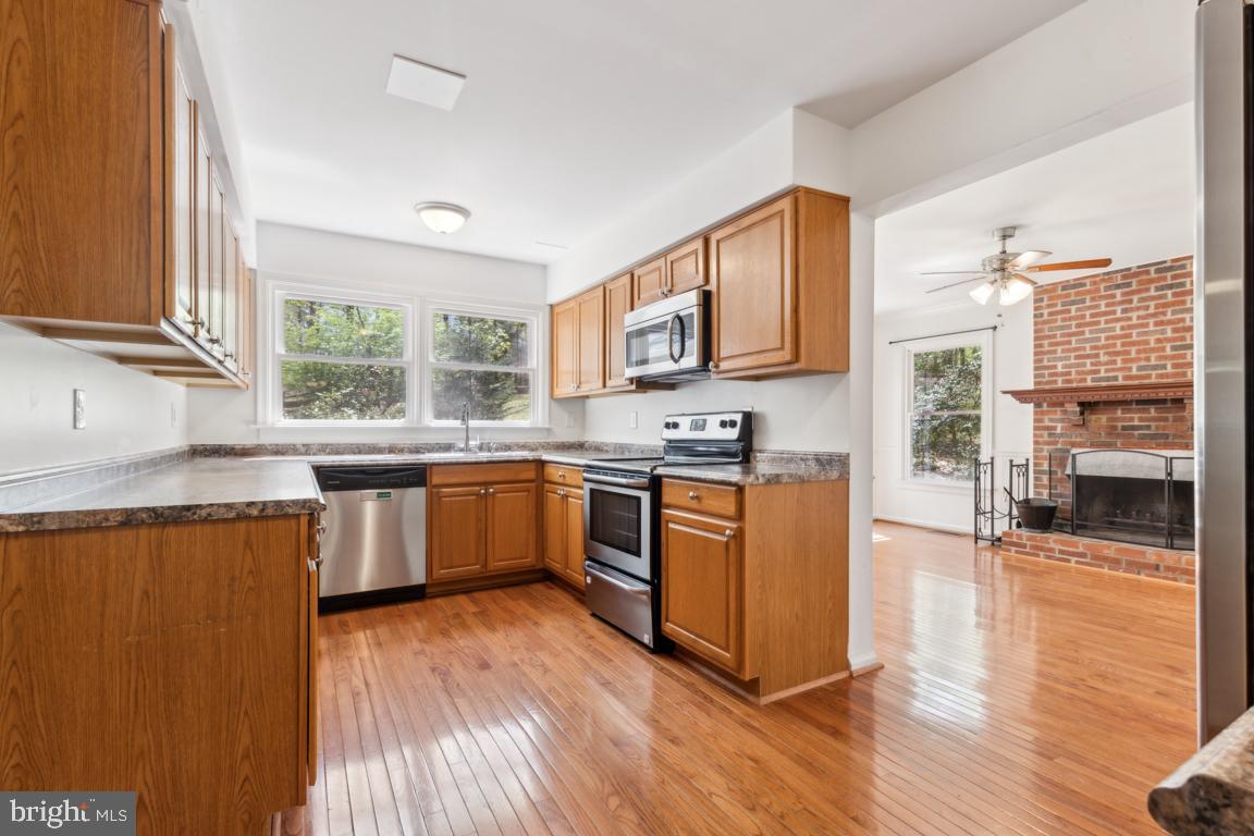 12320 Running Deer Rd