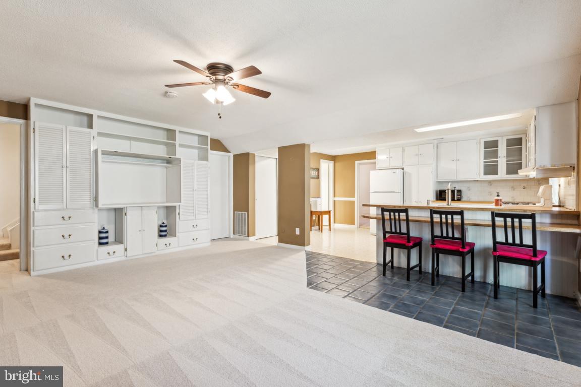 12320 Running Deer Rd