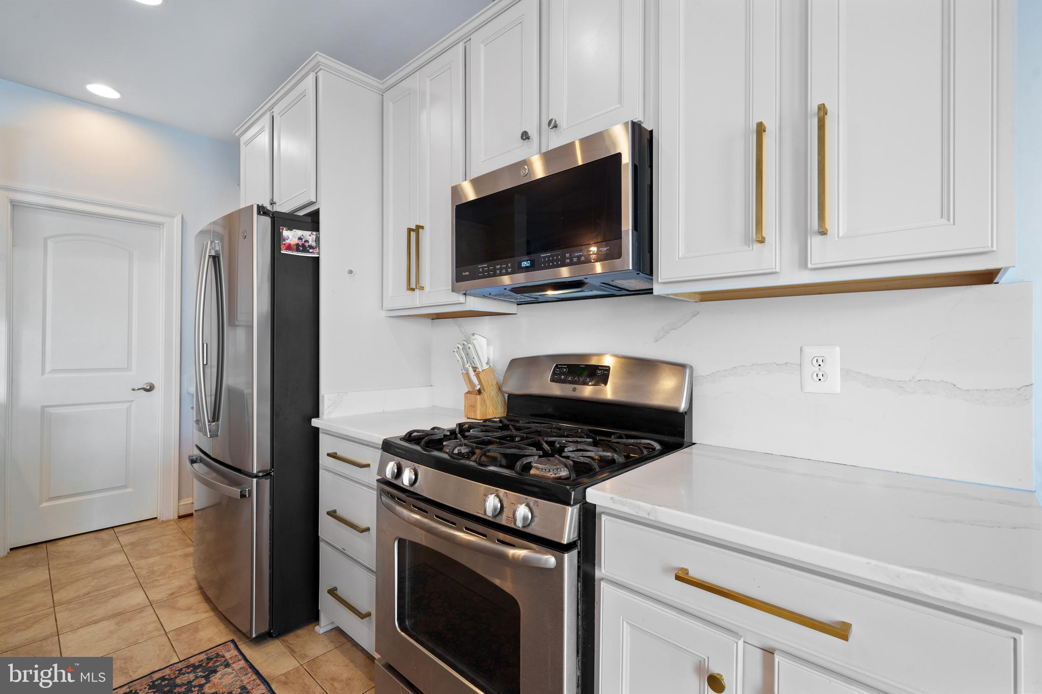 16016 Greymill Manor Dr