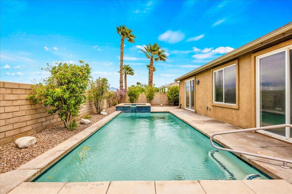 3715 Date Palm Trail