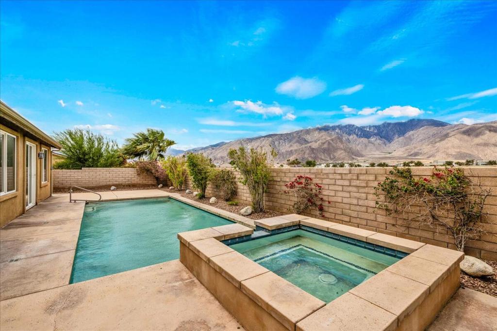 3715 Date Palm Trail