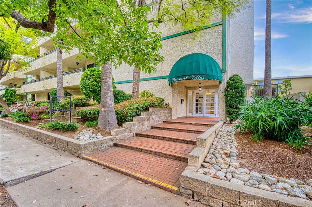 277 Pleasant Street 217