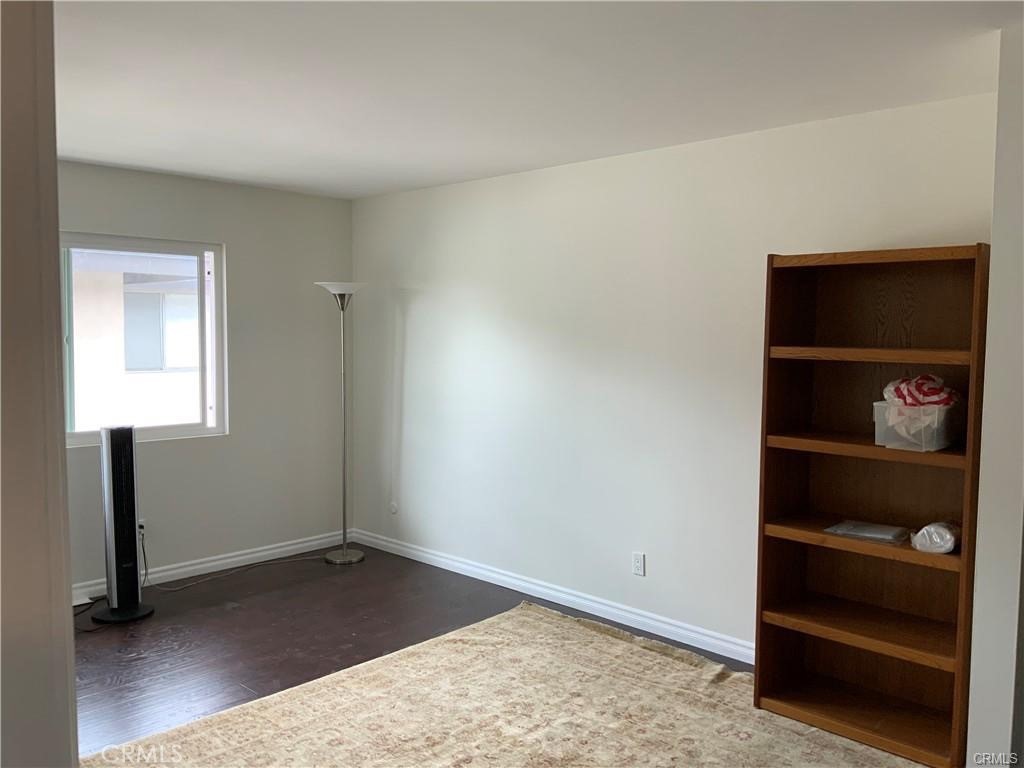 331 W Rosewood Avenue B