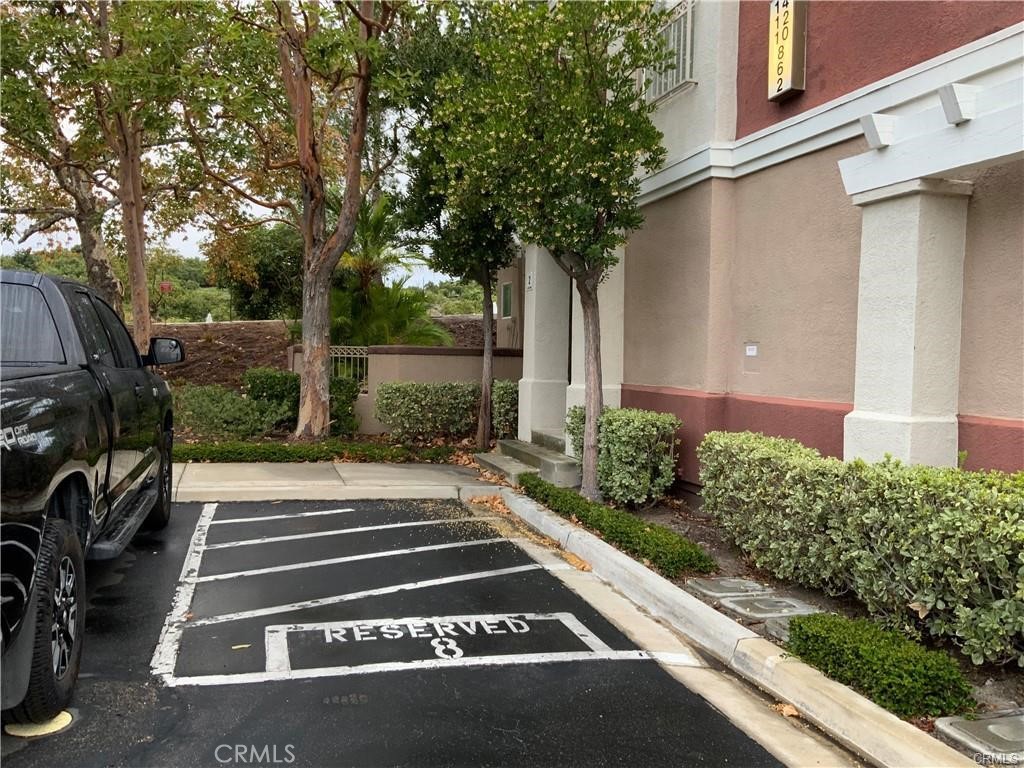 8 Santa Barbara Court