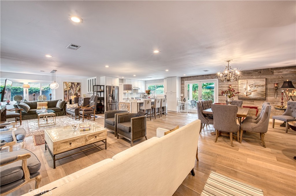 1800 Irvine