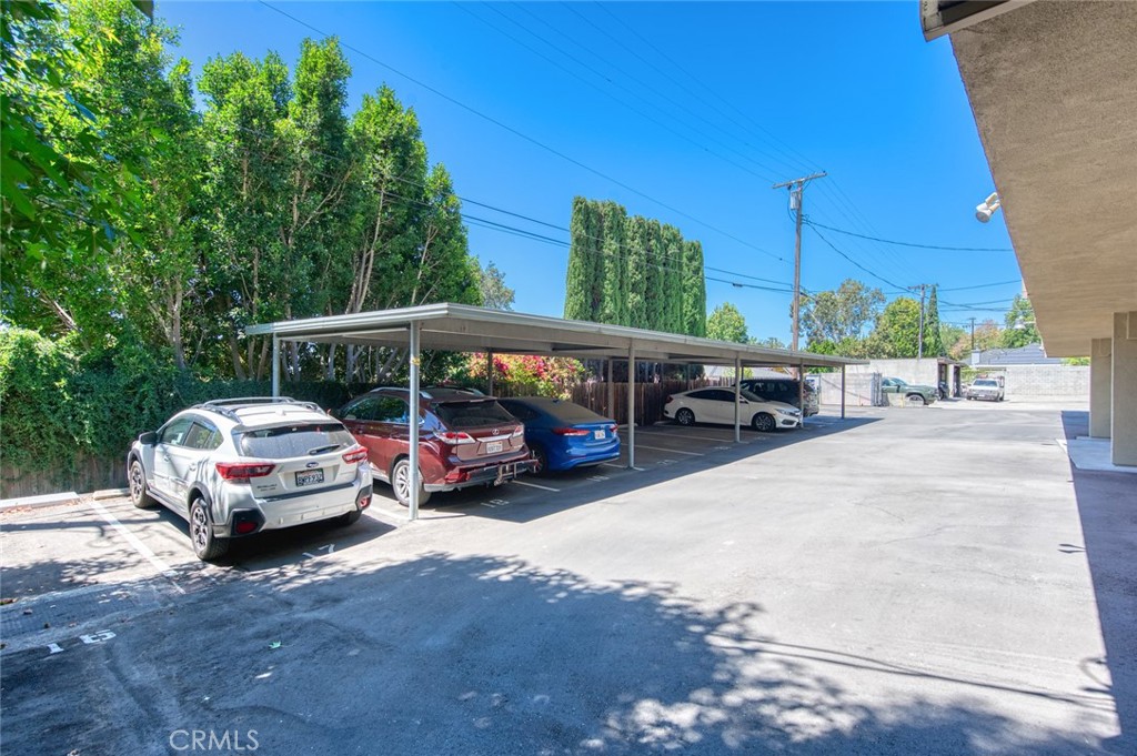 522 W Sierra Madre B
