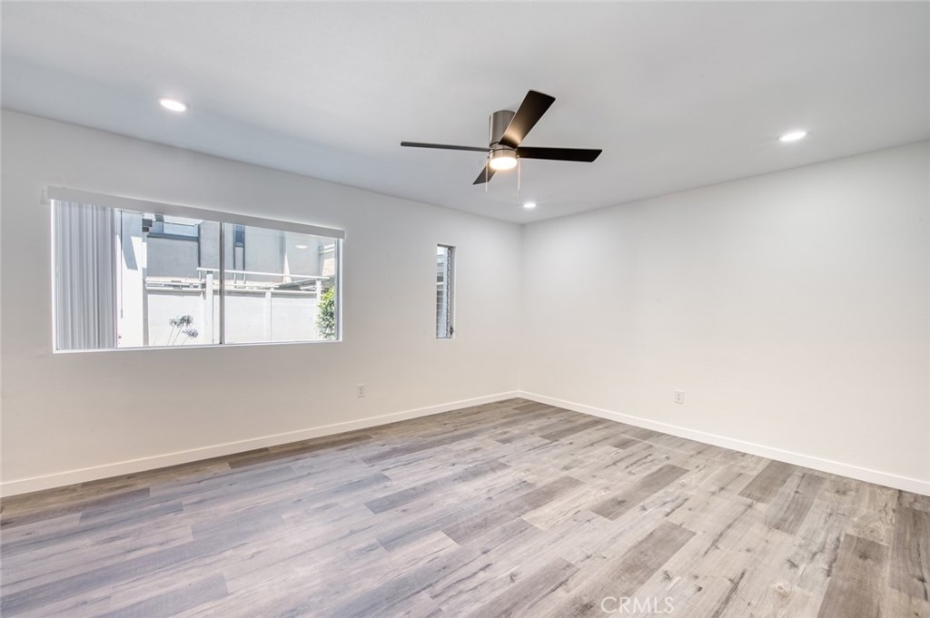 522 W Sierra Madre B