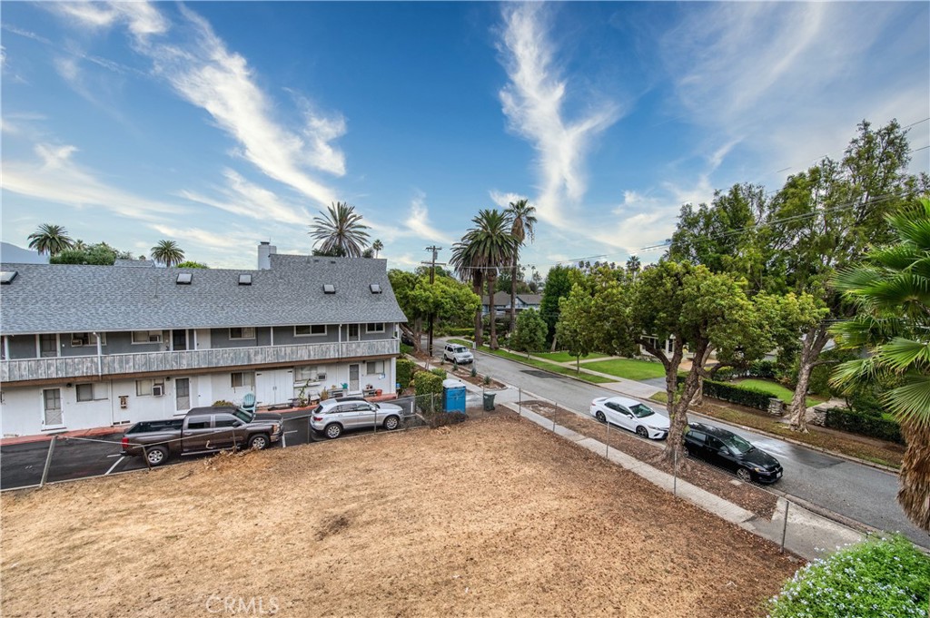 277 Pleasant Street 206