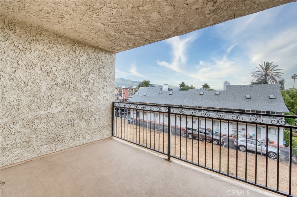 277 Pleasant Street 206