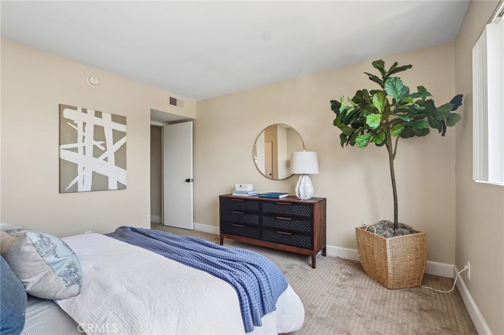 277 Pleasant Street 206