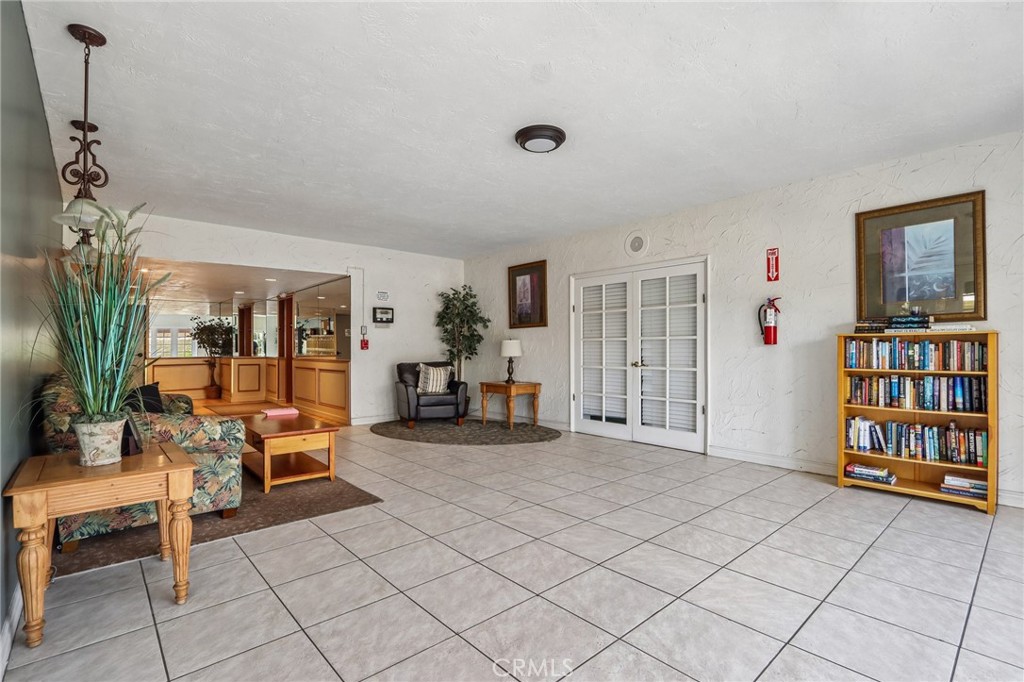 277 Pleasant Street 206