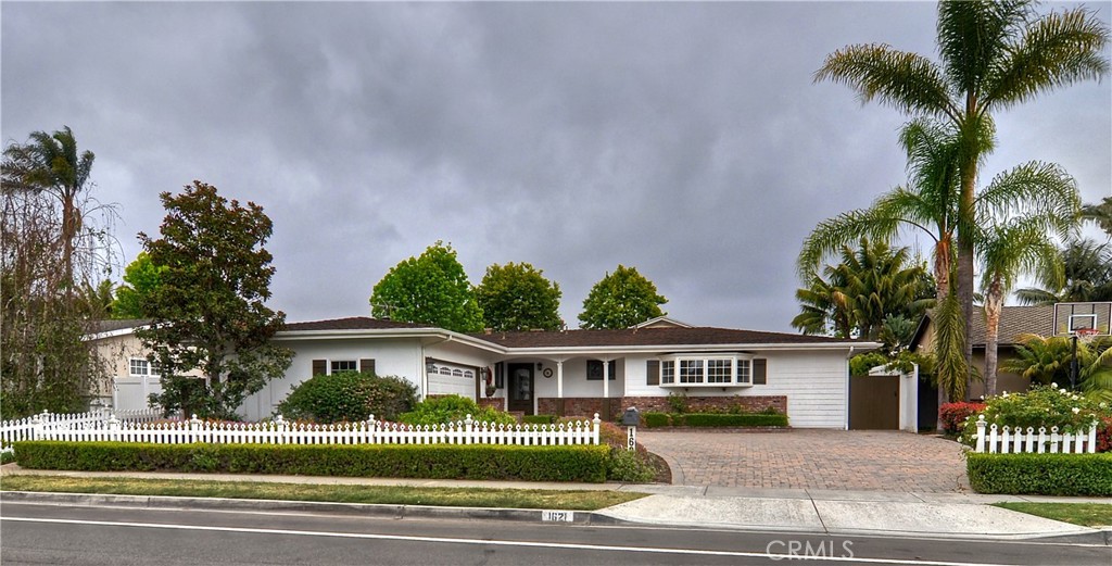 1621 Mariners Drive