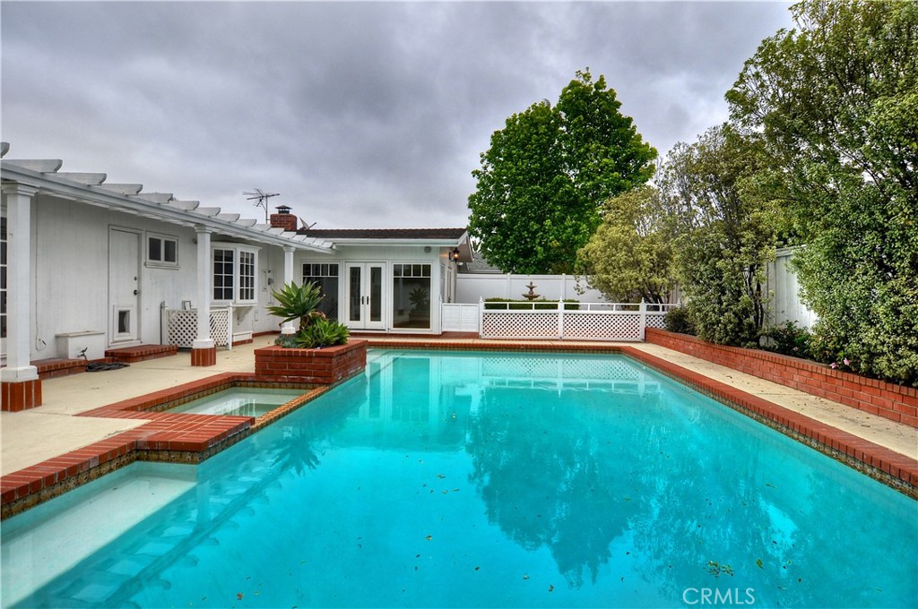 1621 Mariners Drive