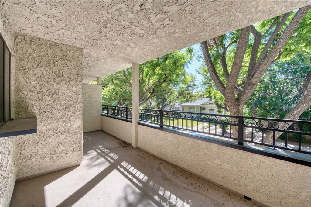 277 Pleasant Street 109