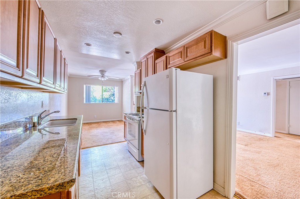 277 Pleasant Street 109