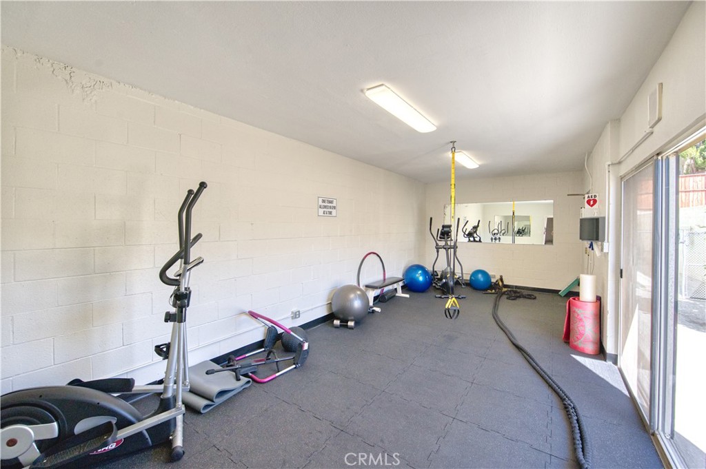 277 Pleasant Street 109
