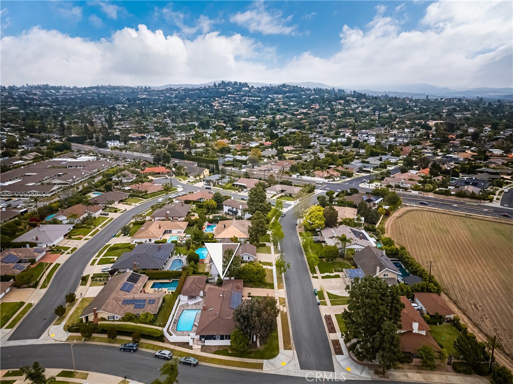 18961 Castlegate Lane