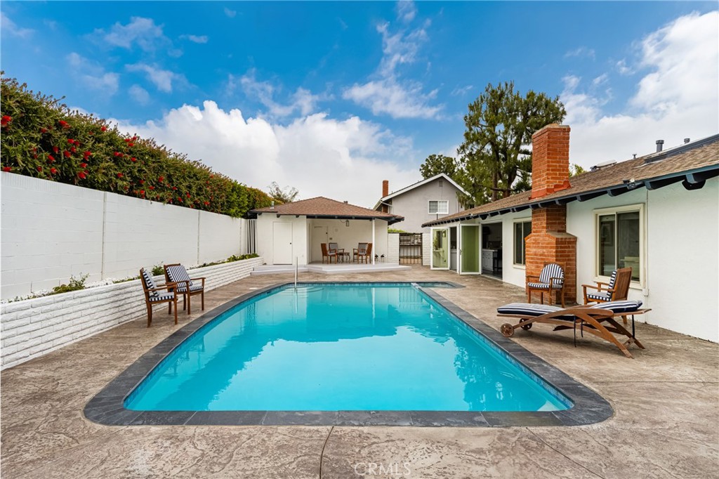 18961 Castlegate Lane