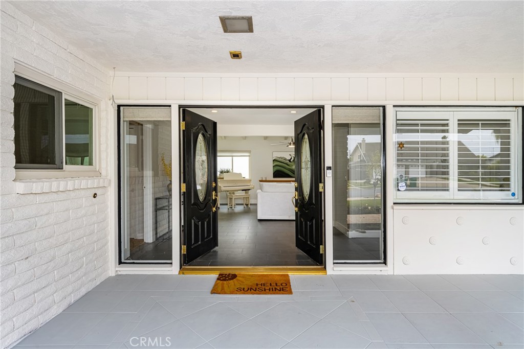 18961 Castlegate Lane