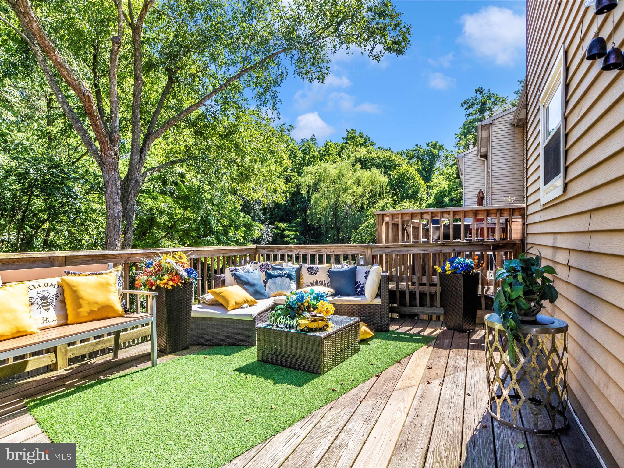 327 Rambling Ridge Ct