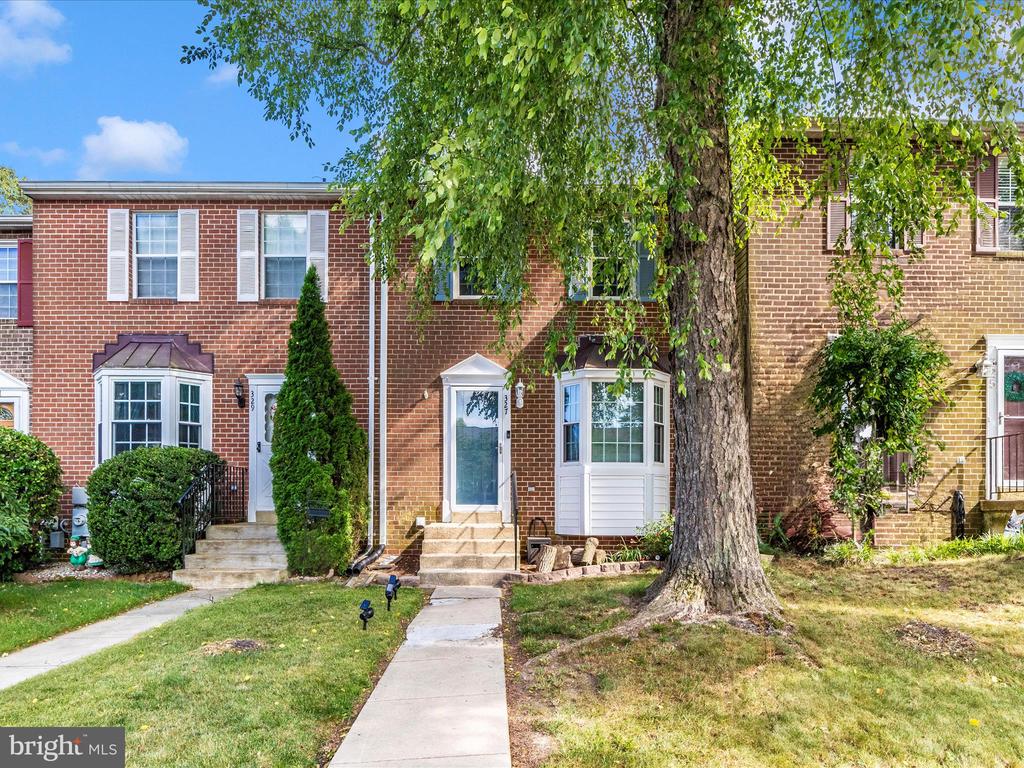 327 Rambling Ridge Ct