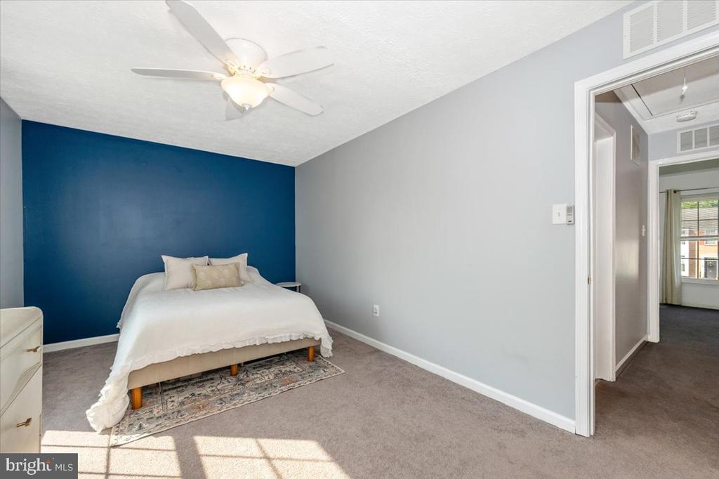 394 Doral Ct