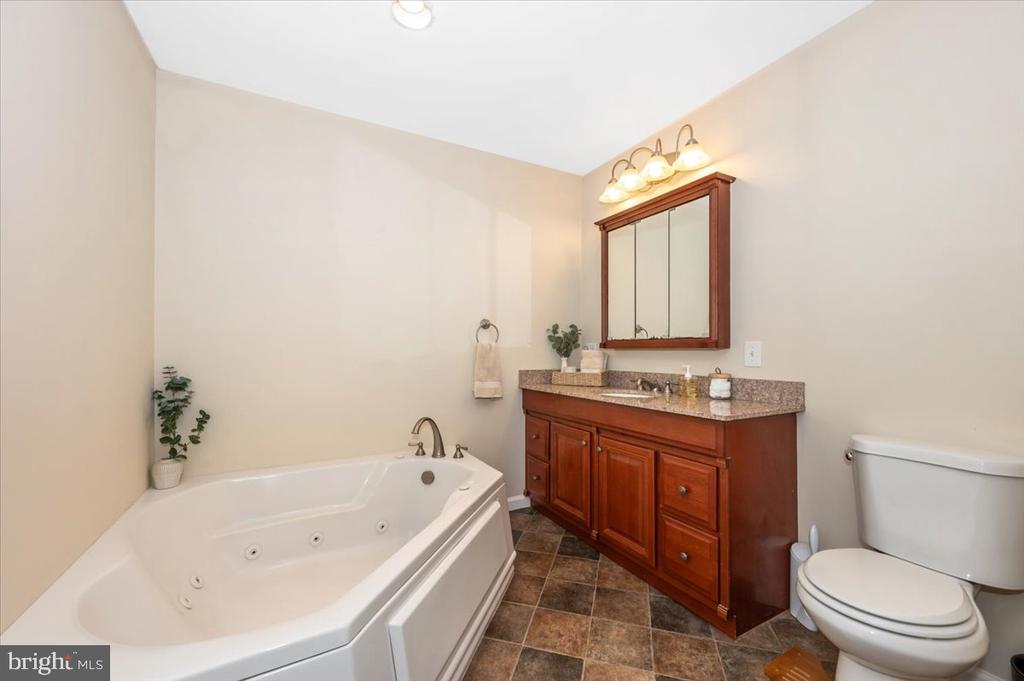 394 Doral Ct