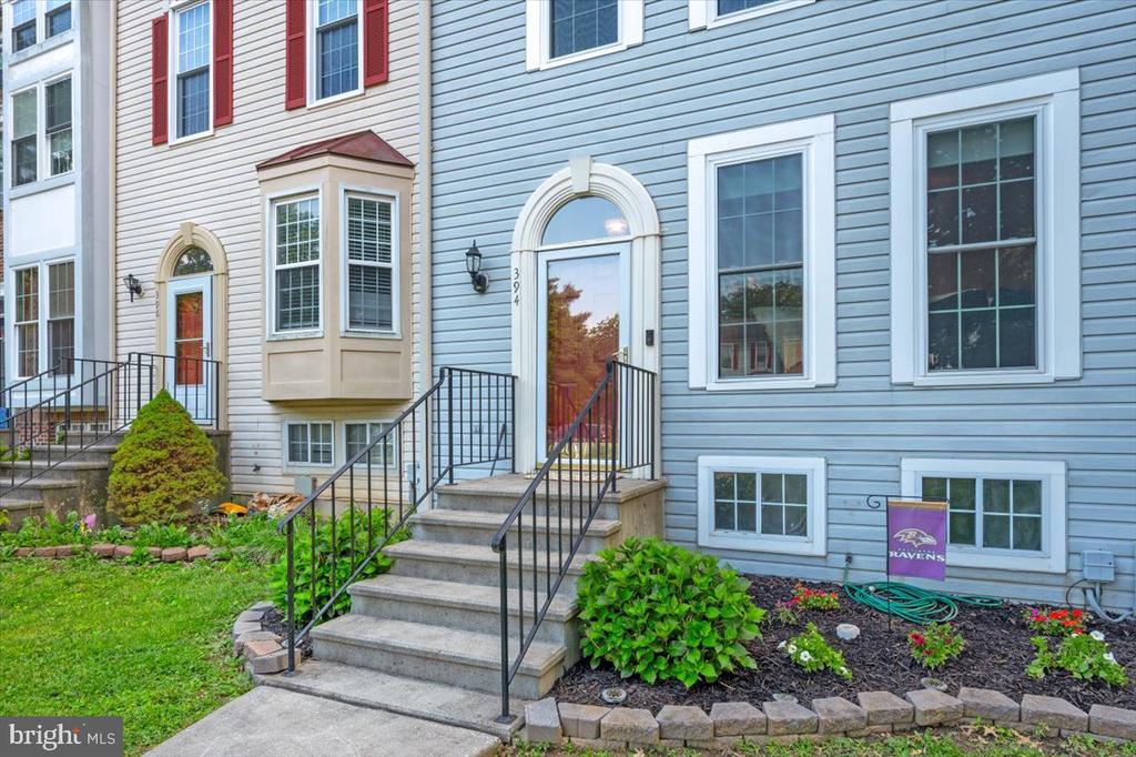 394 Doral Ct