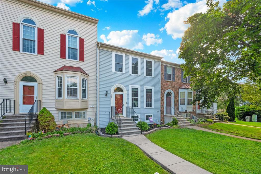 394 Doral Ct