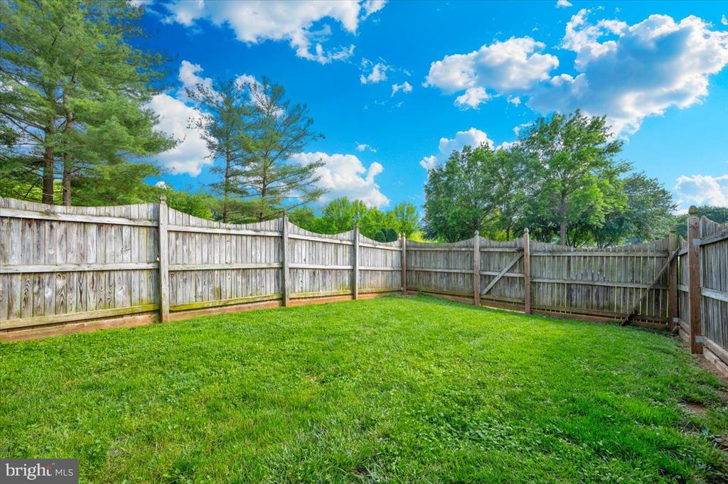 394 Doral Ct