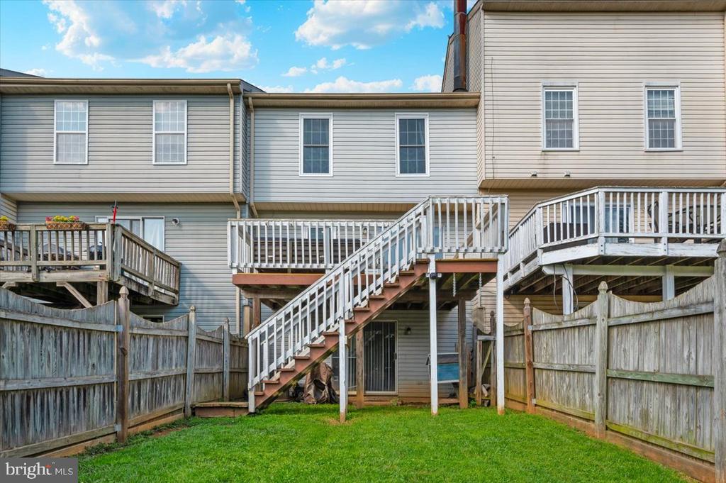 394 Doral Ct