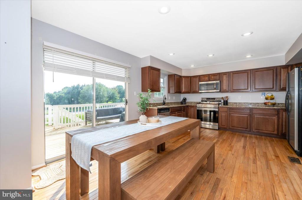 394 Doral Ct