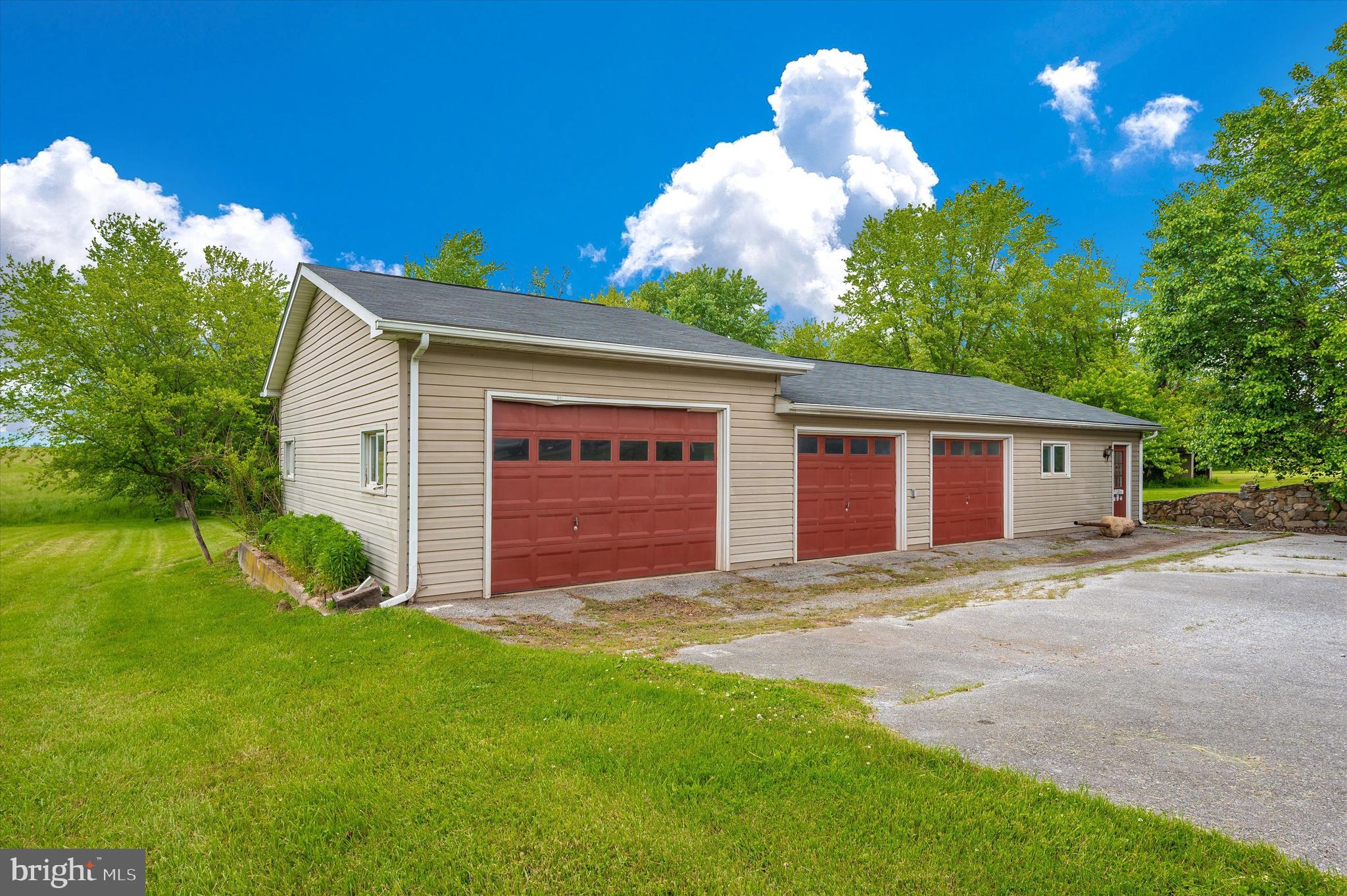 12122 WOODSBORO PIKE