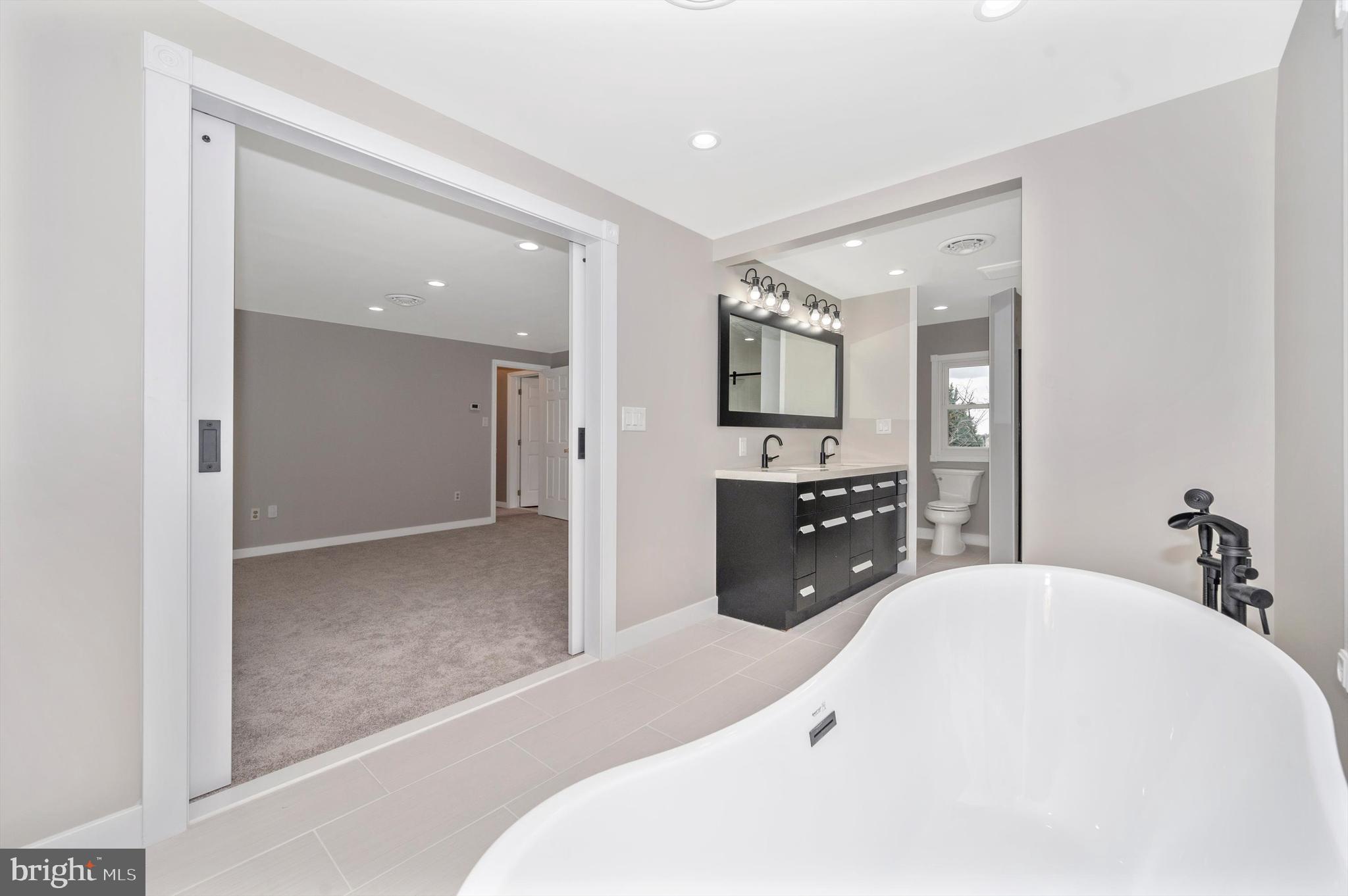 12122 WOODSBORO PIKE