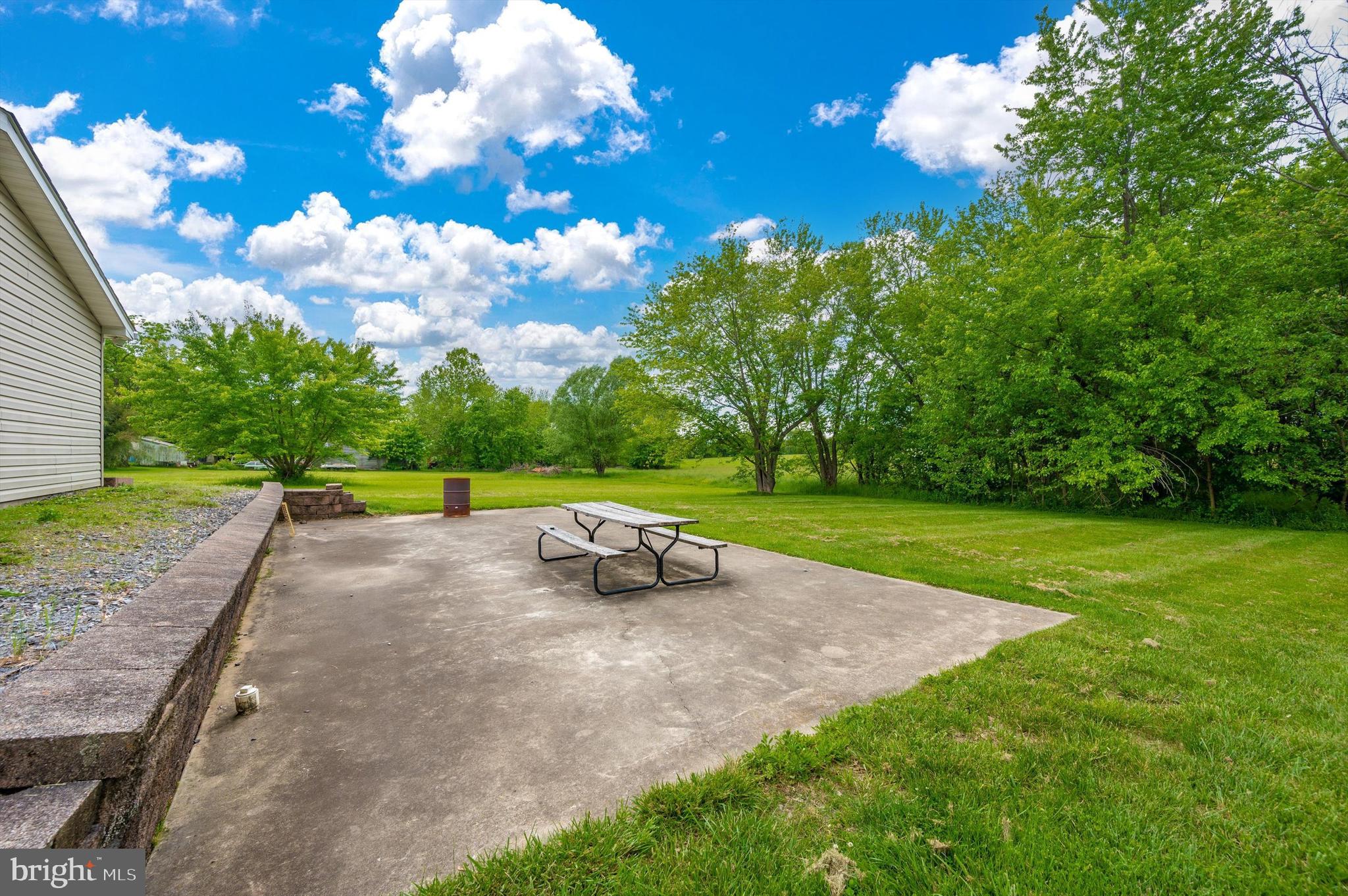 12122 WOODSBORO PIKE