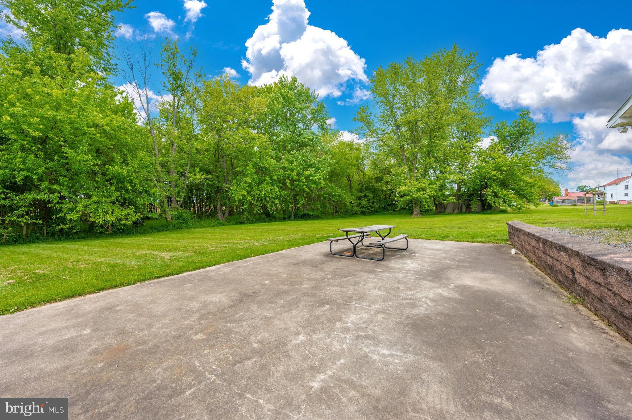 12122 WOODSBORO PIKE