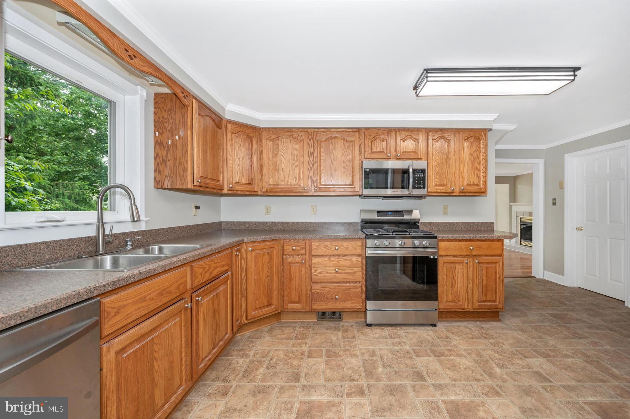 12122 WOODSBORO PIKE