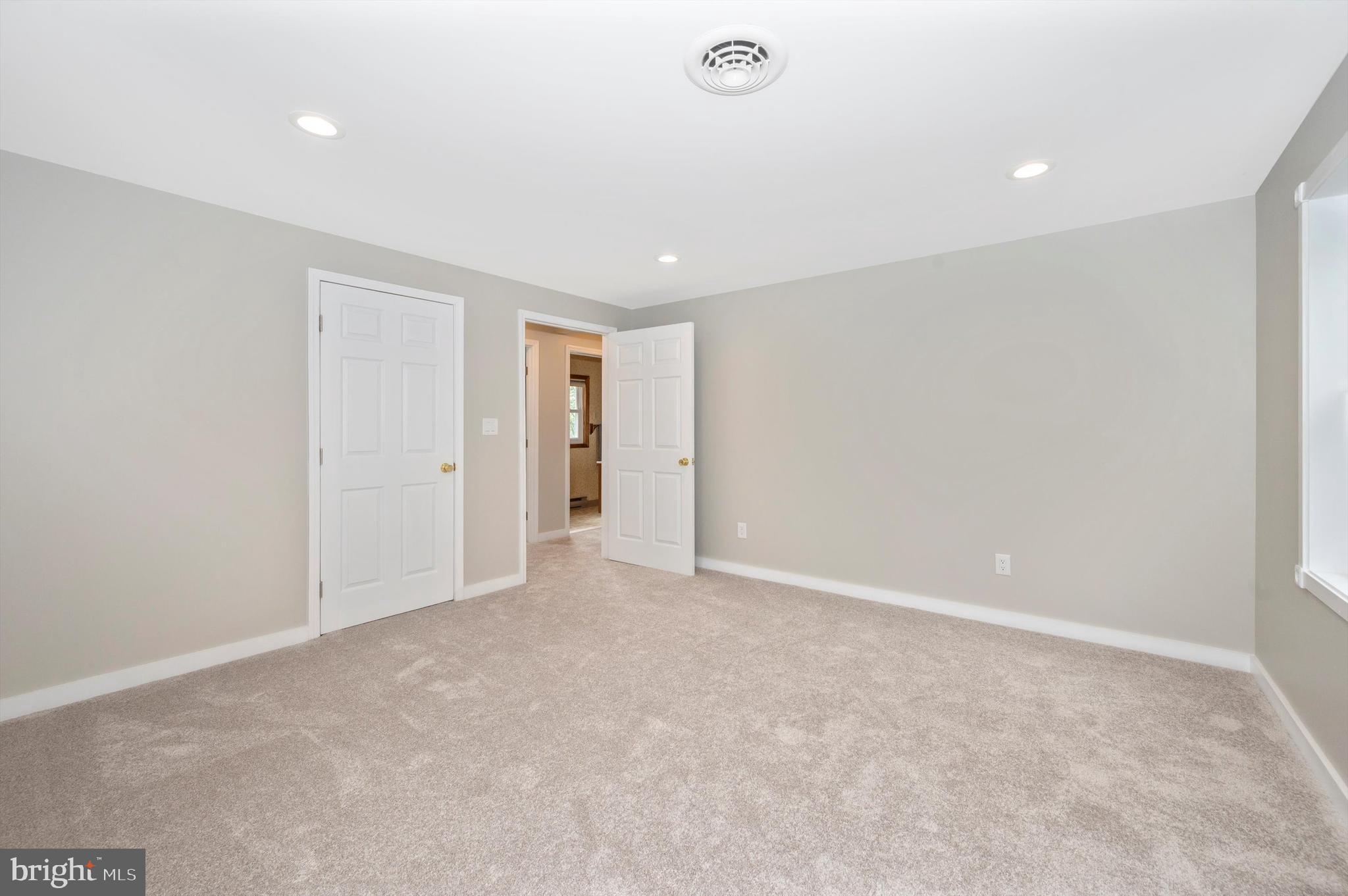 12122 WOODSBORO PIKE