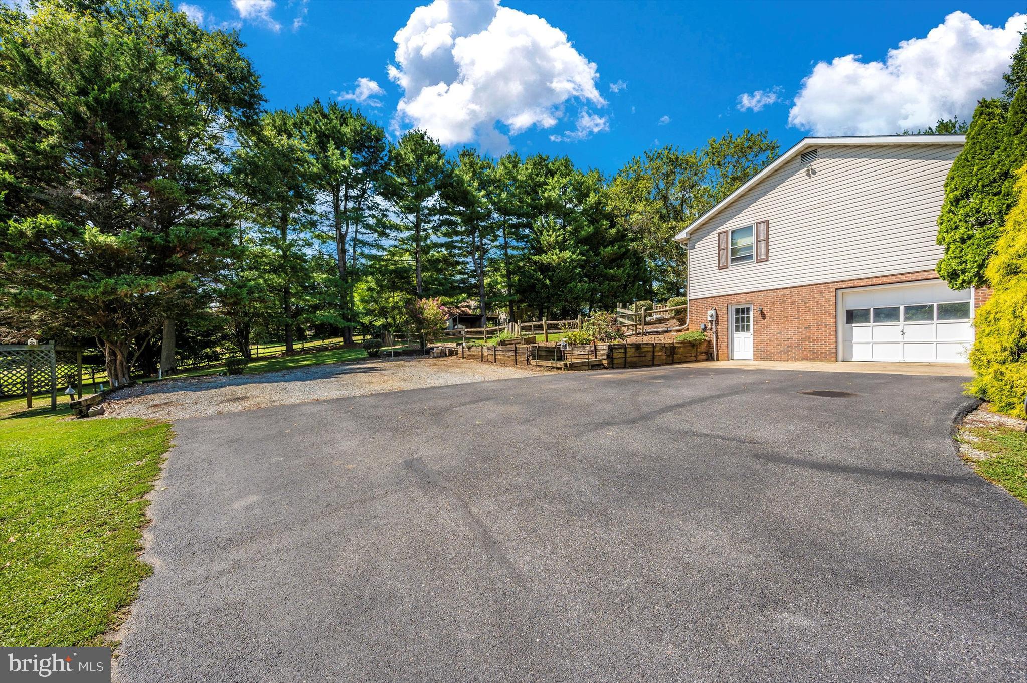 4104 ERV COURT