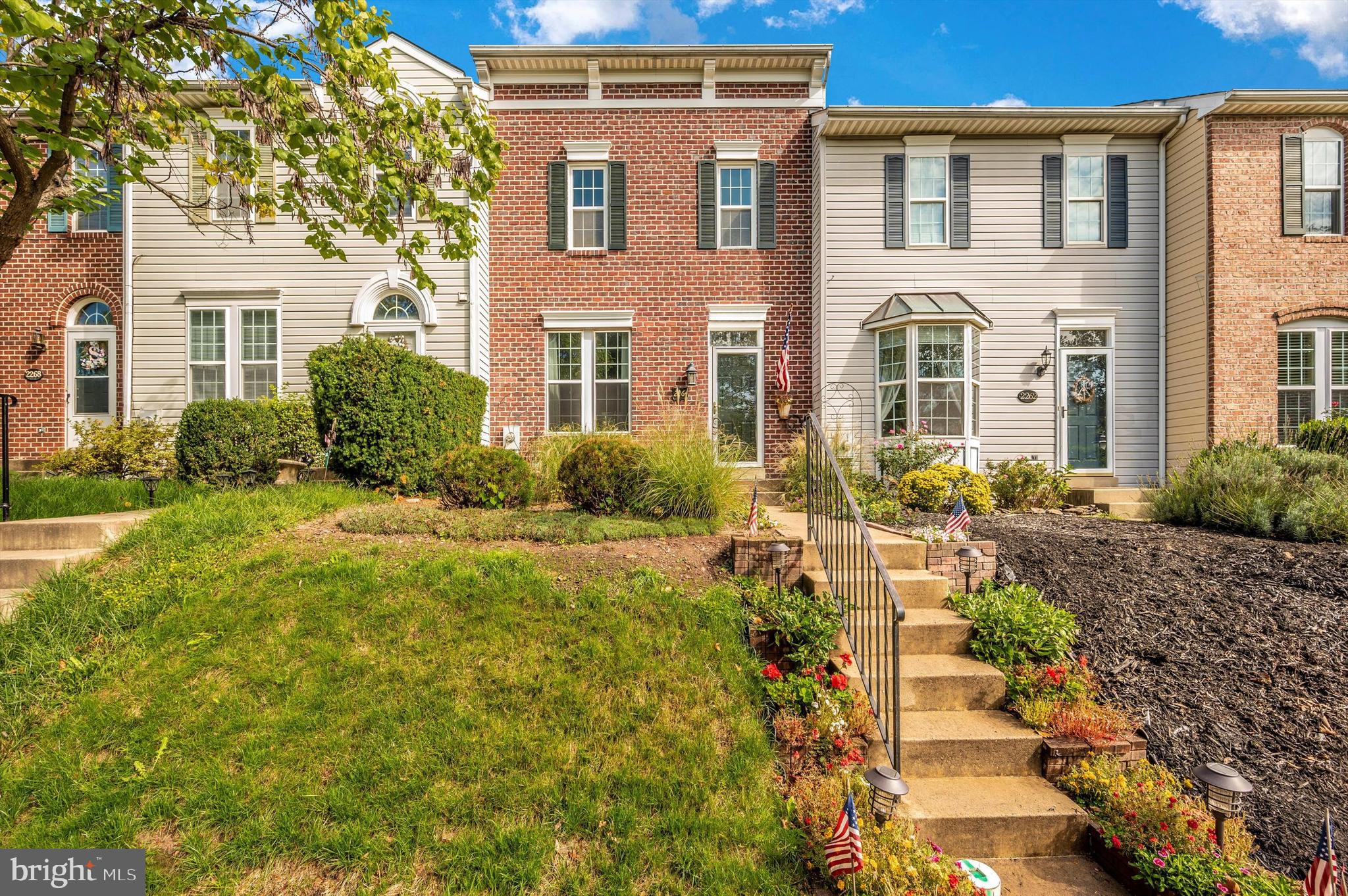 2264 WETHERBURNE WAY
