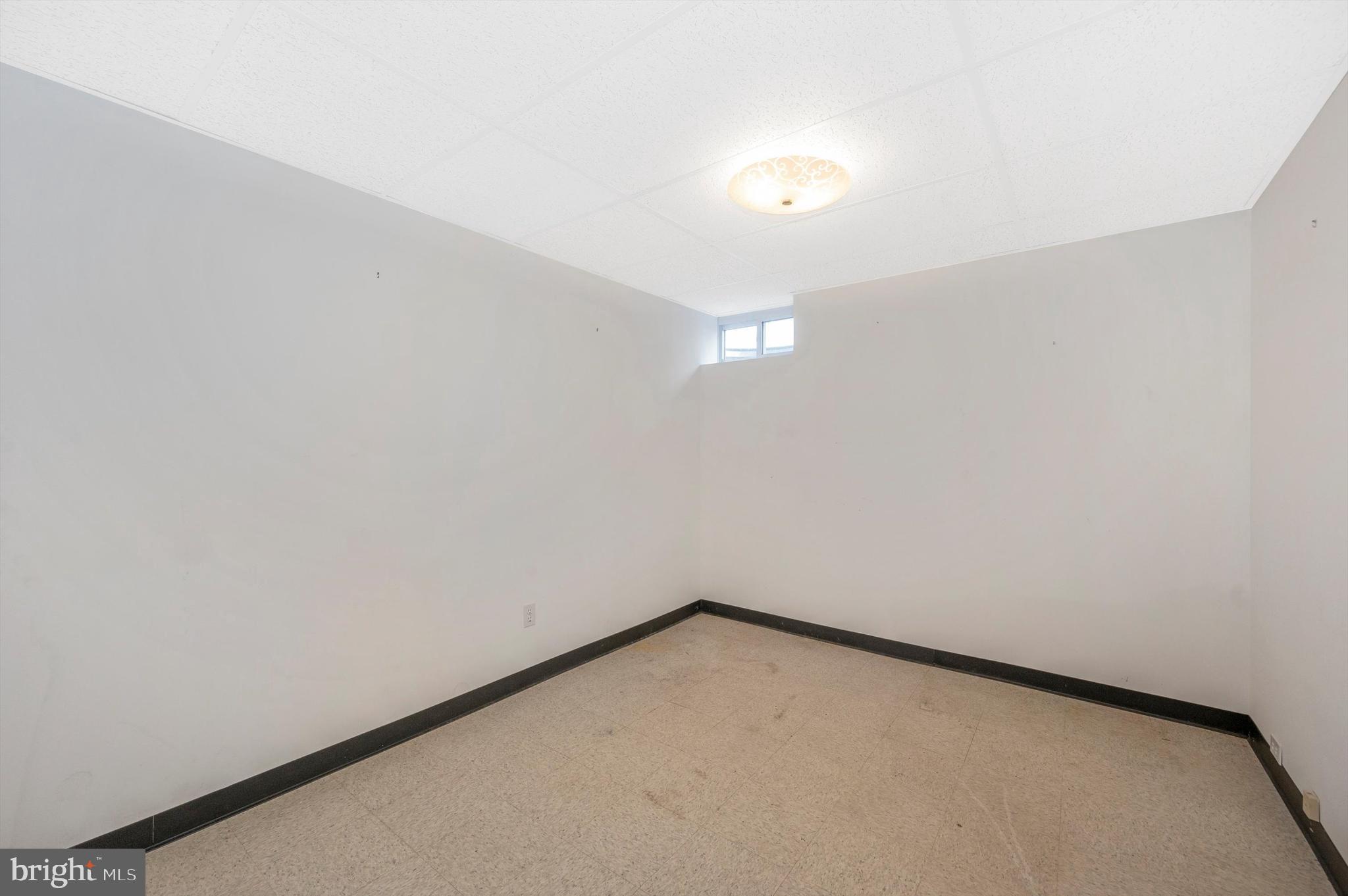 5822 Corporal Jones Ct