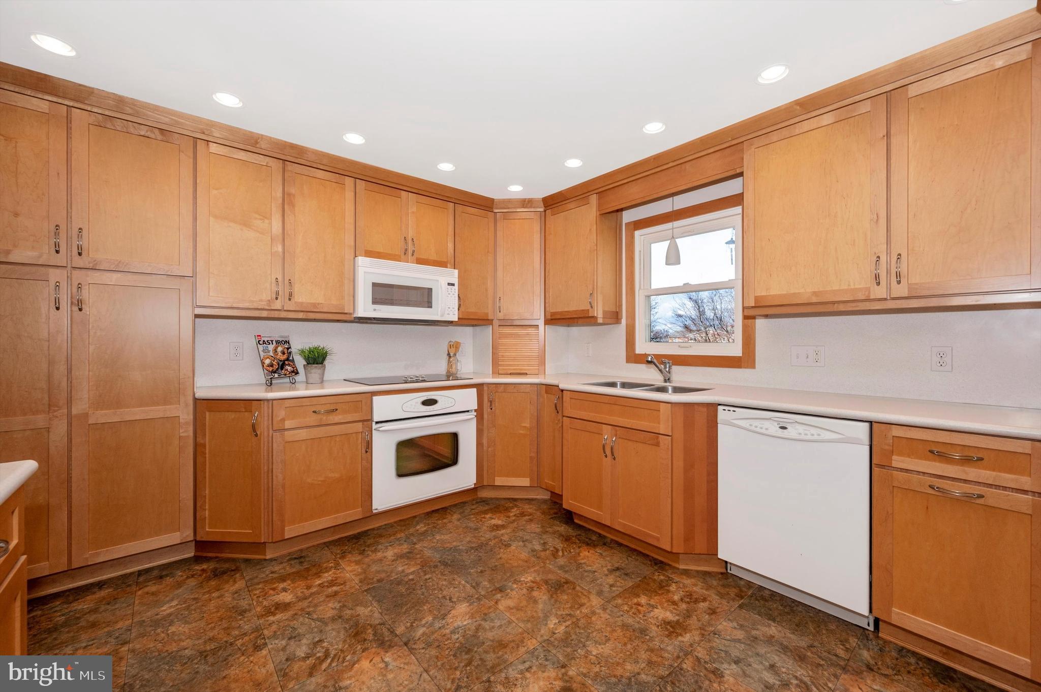 5822 Corporal Jones Ct