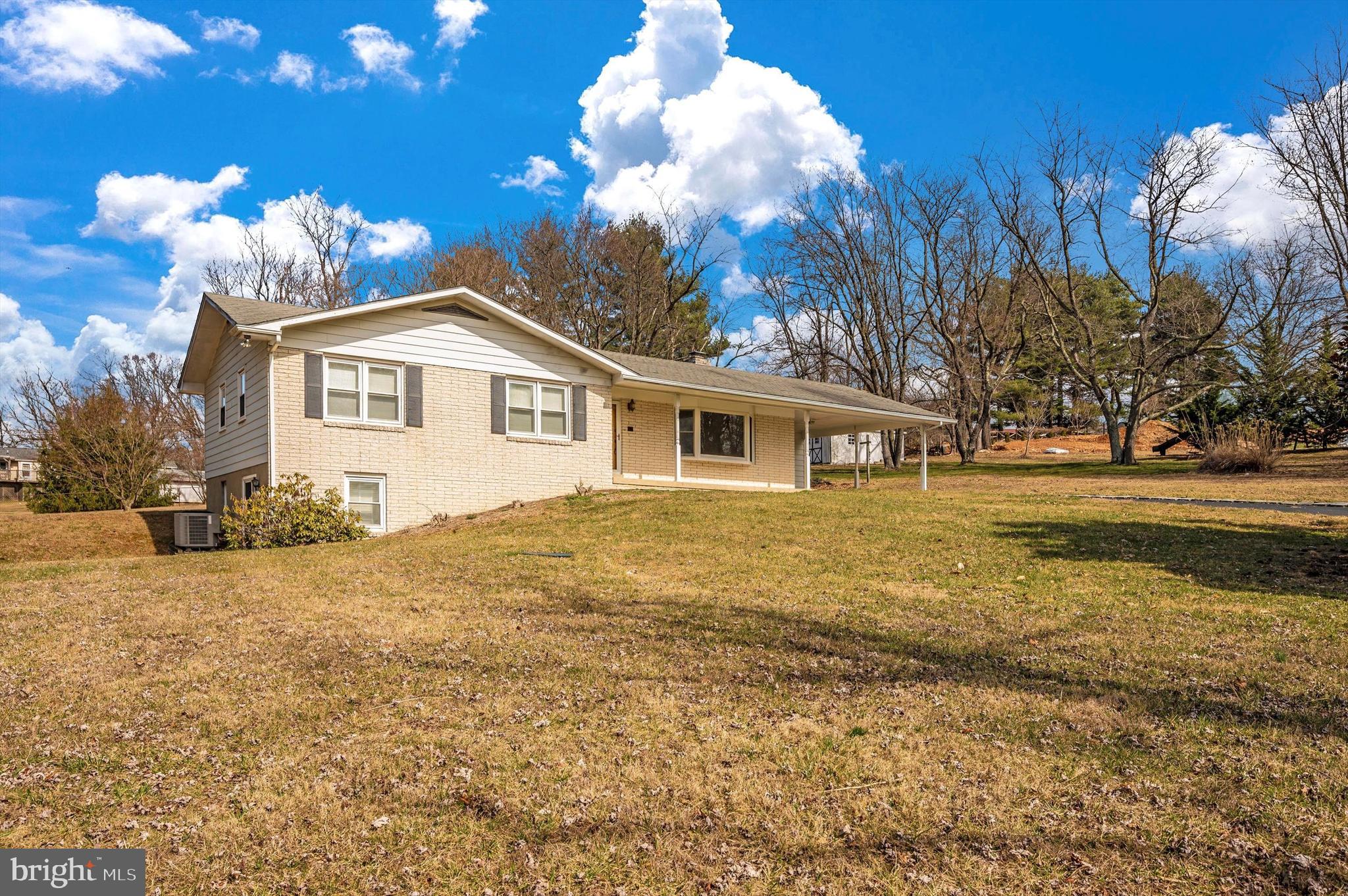 5822 Corporal Jones Ct