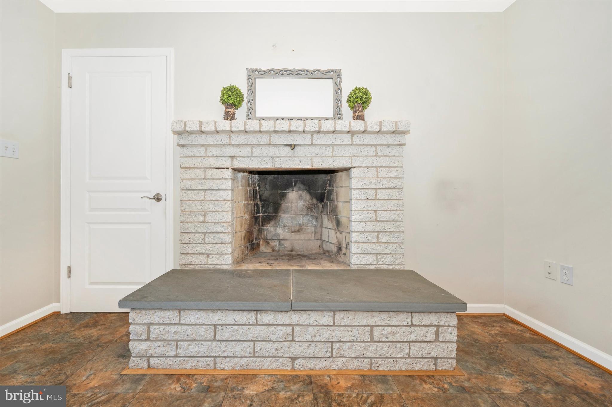 5822 Corporal Jones Ct