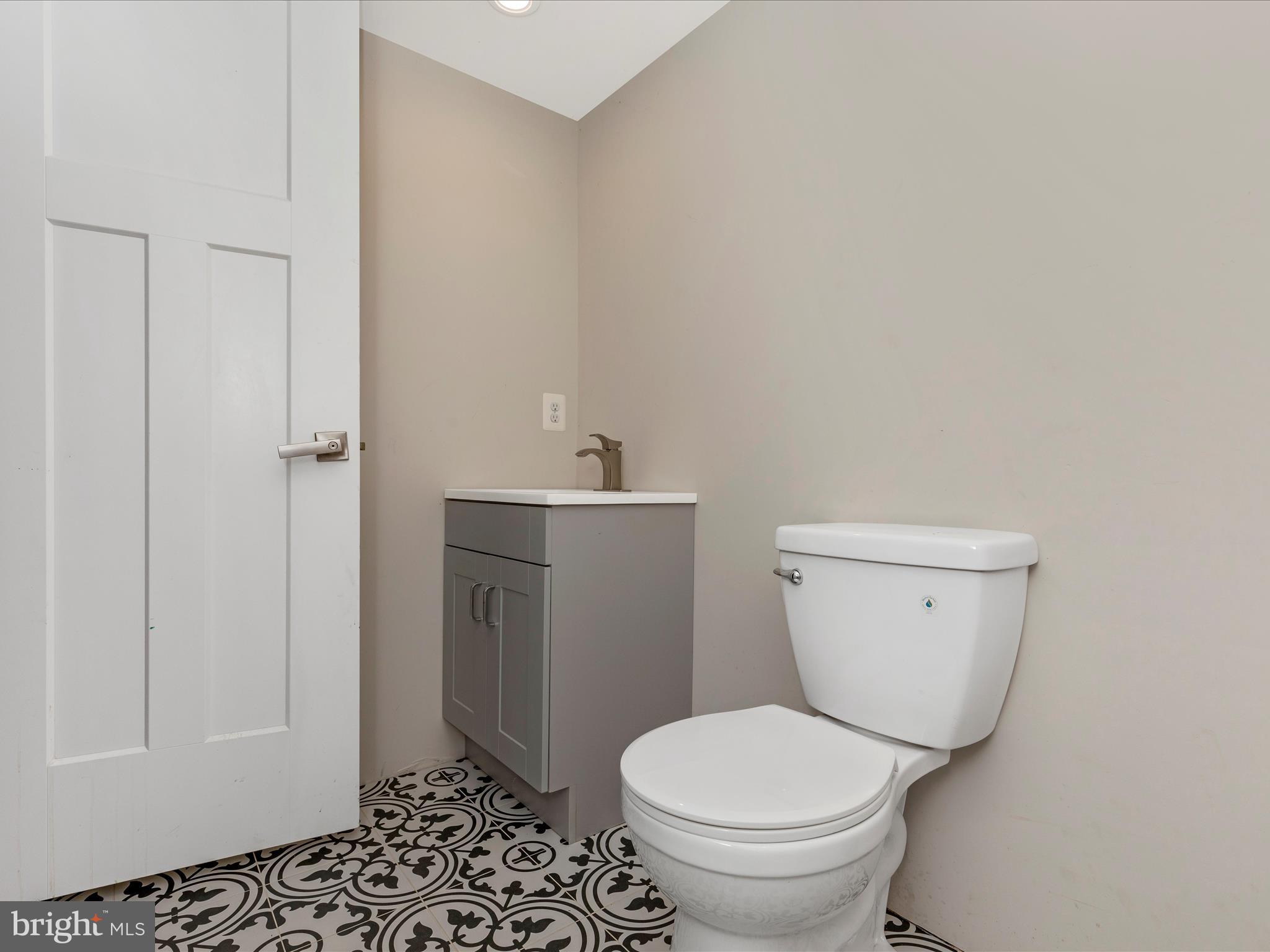 212 Ingalls Dr