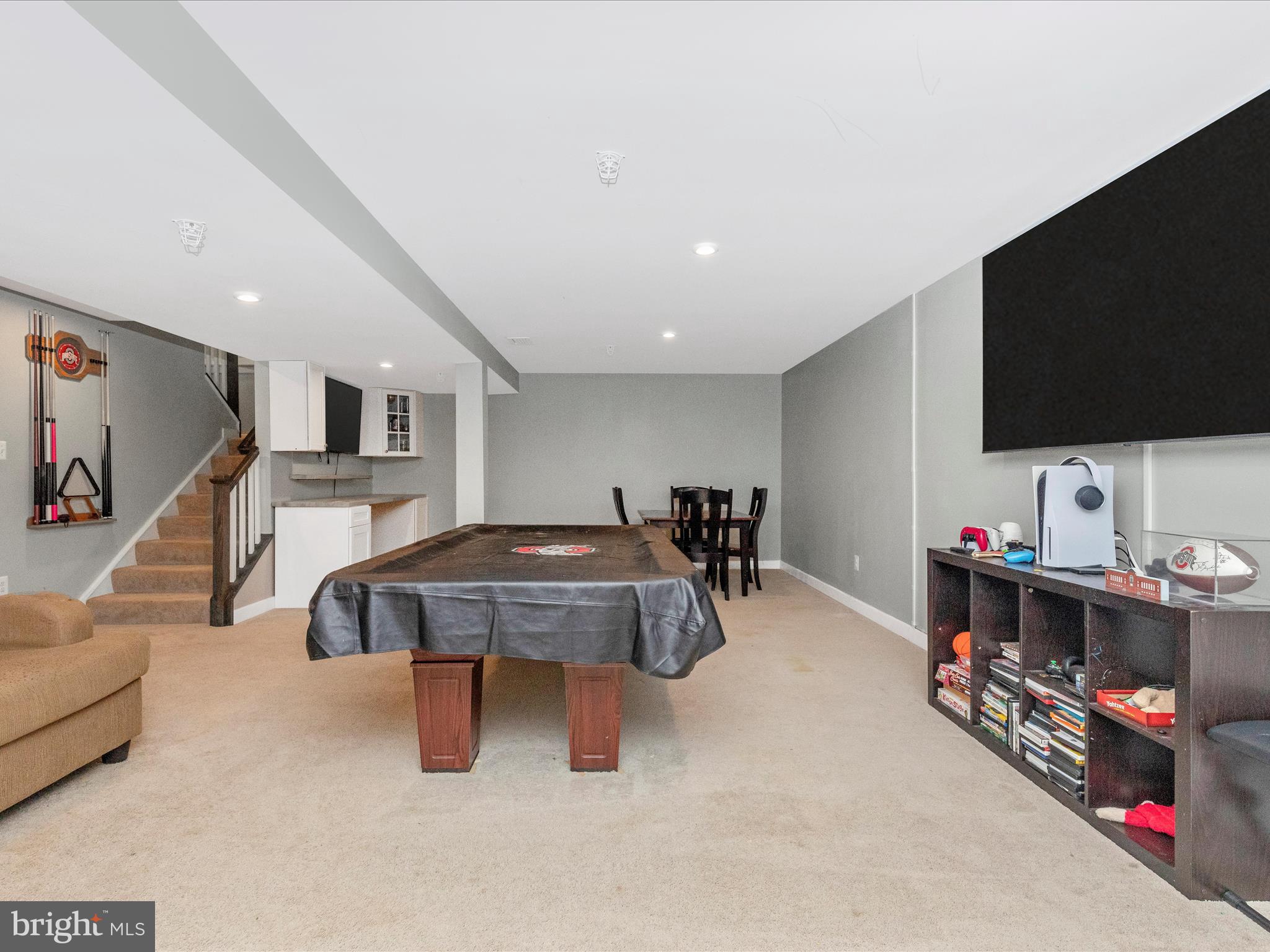 212 Ingalls Dr